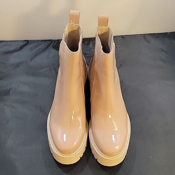 BRAND NEW DOLCE VITA CAFE PATENT HUEY LUG BOOTS - Picture 3 of 14